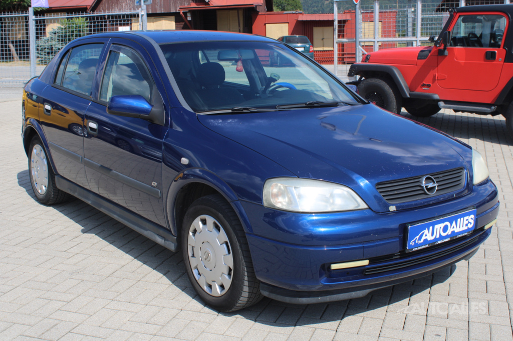 Opel Astra 1,4 i 16V 66 kW CLASSIC - 4