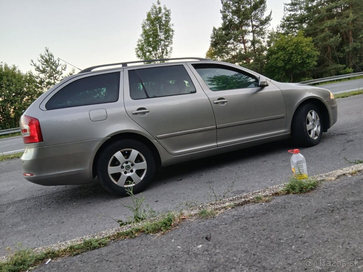 Škoda Octavia - 4