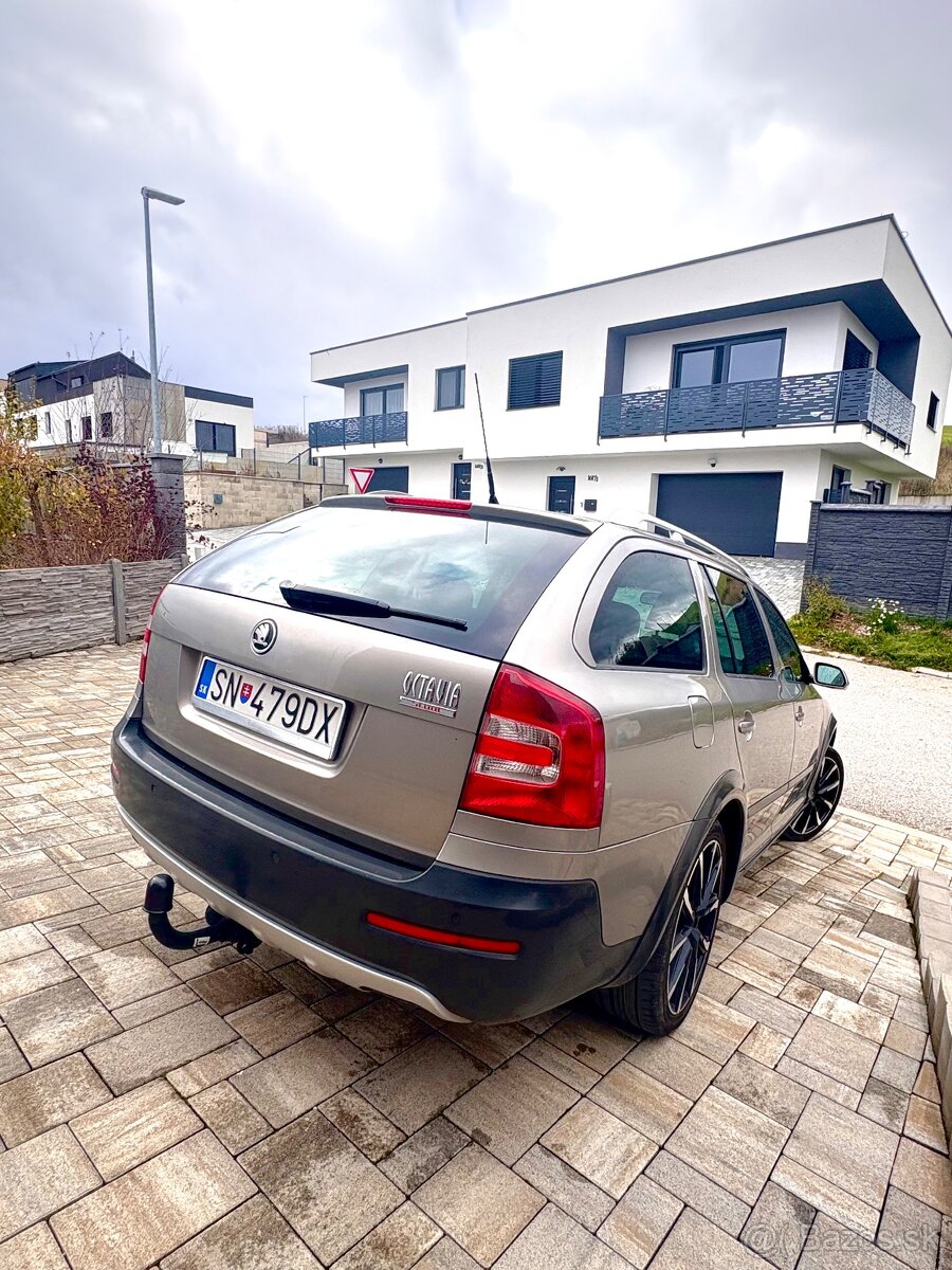 🟢ŠKODA OCTAVIA SCOUT 4x4 - 4