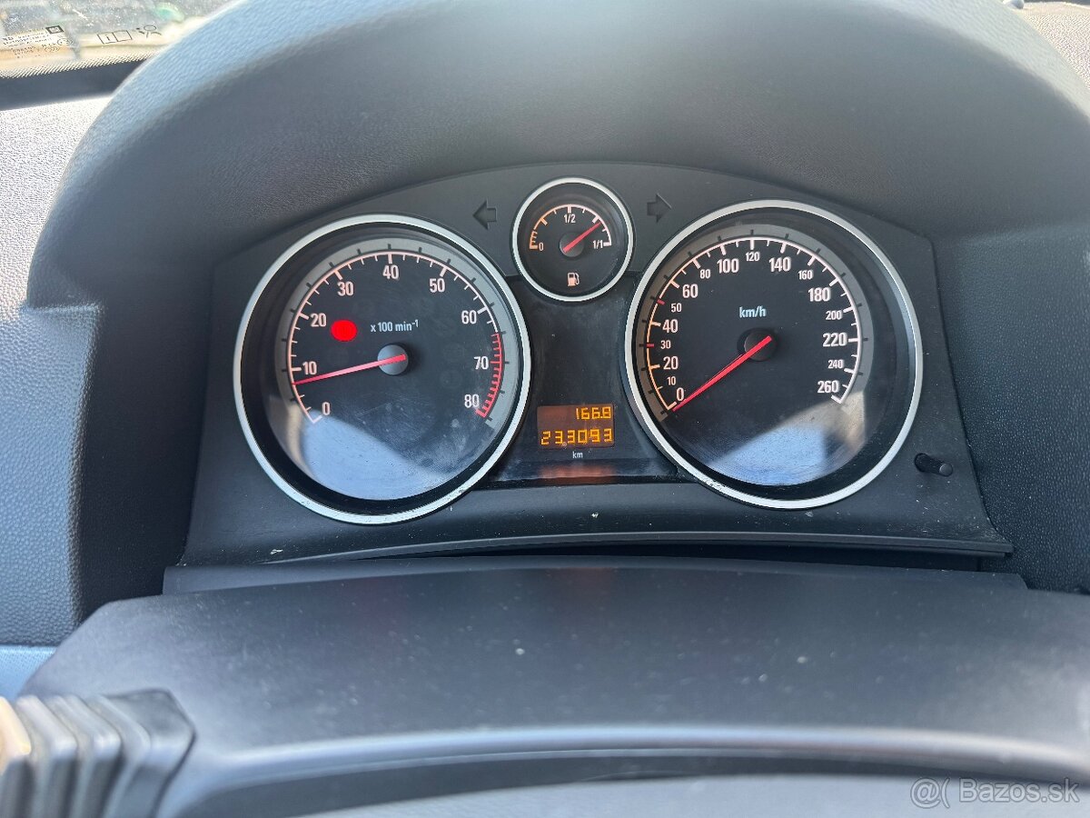 Opel astra - 4