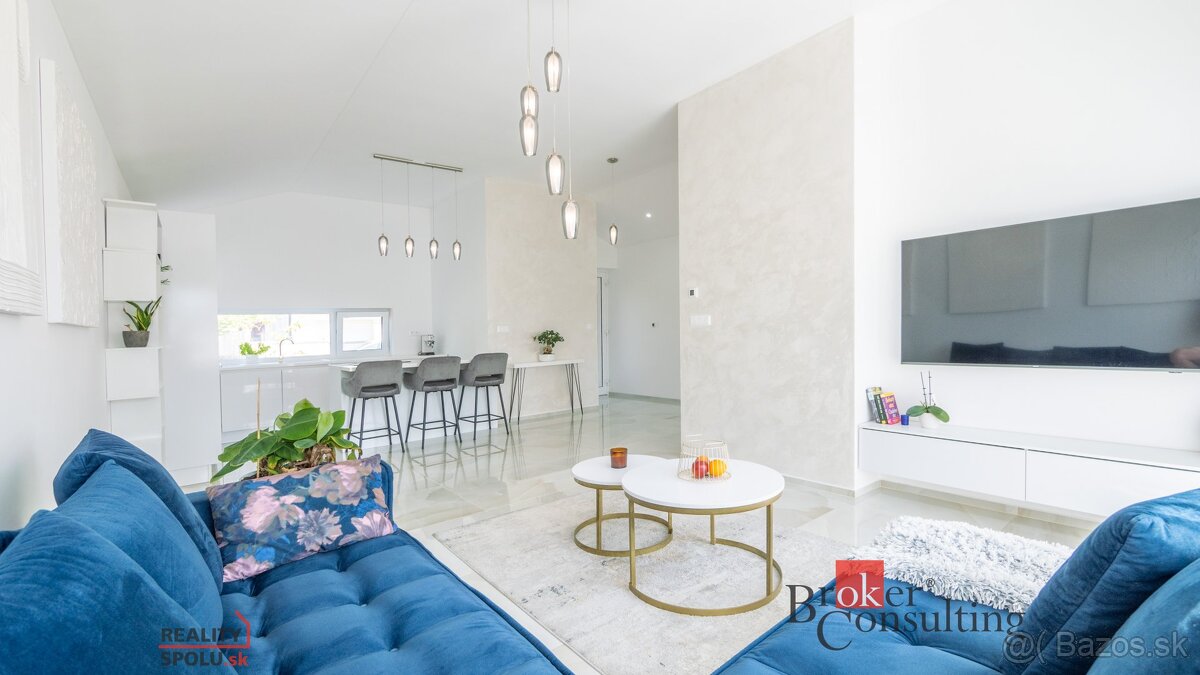 Výnimočné bývanie v Novej Dedinke – moderný dizajn a pokojná - 4