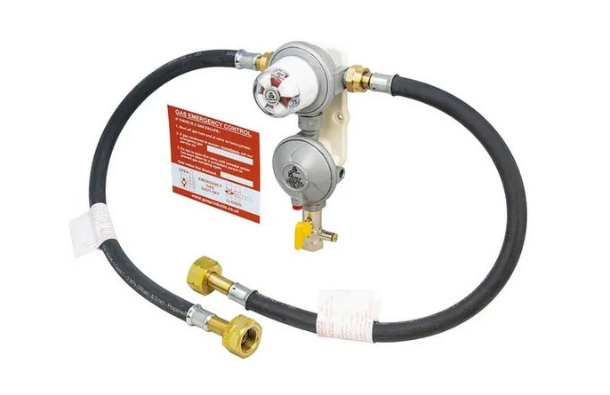 Regulátor tlaku plynu na dve plynové fľaše. NOVÝ + FA - 4