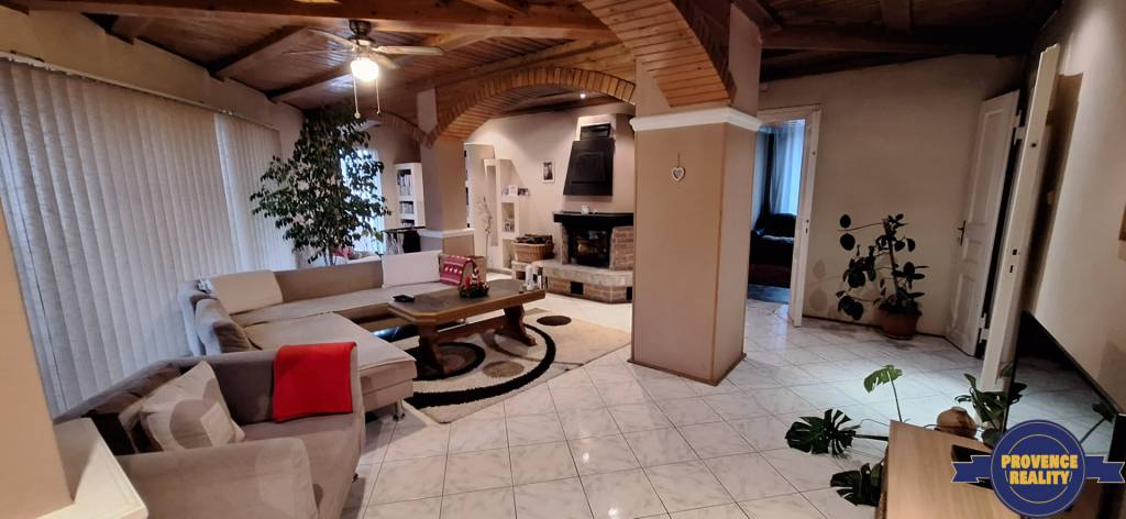 PREDAJ: Rodinný dom s pozemkom - BÚČ, EXKLUZÍVNE - 4