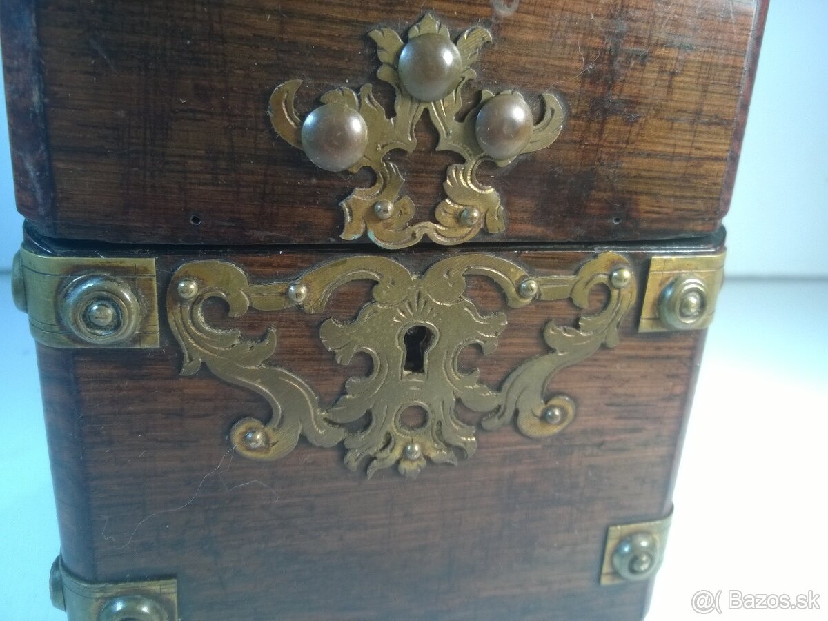 Starožitná drevená skrinka 19.storočie - 4