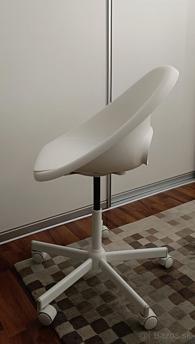 Stolicka Ikea Loberget biela - 4