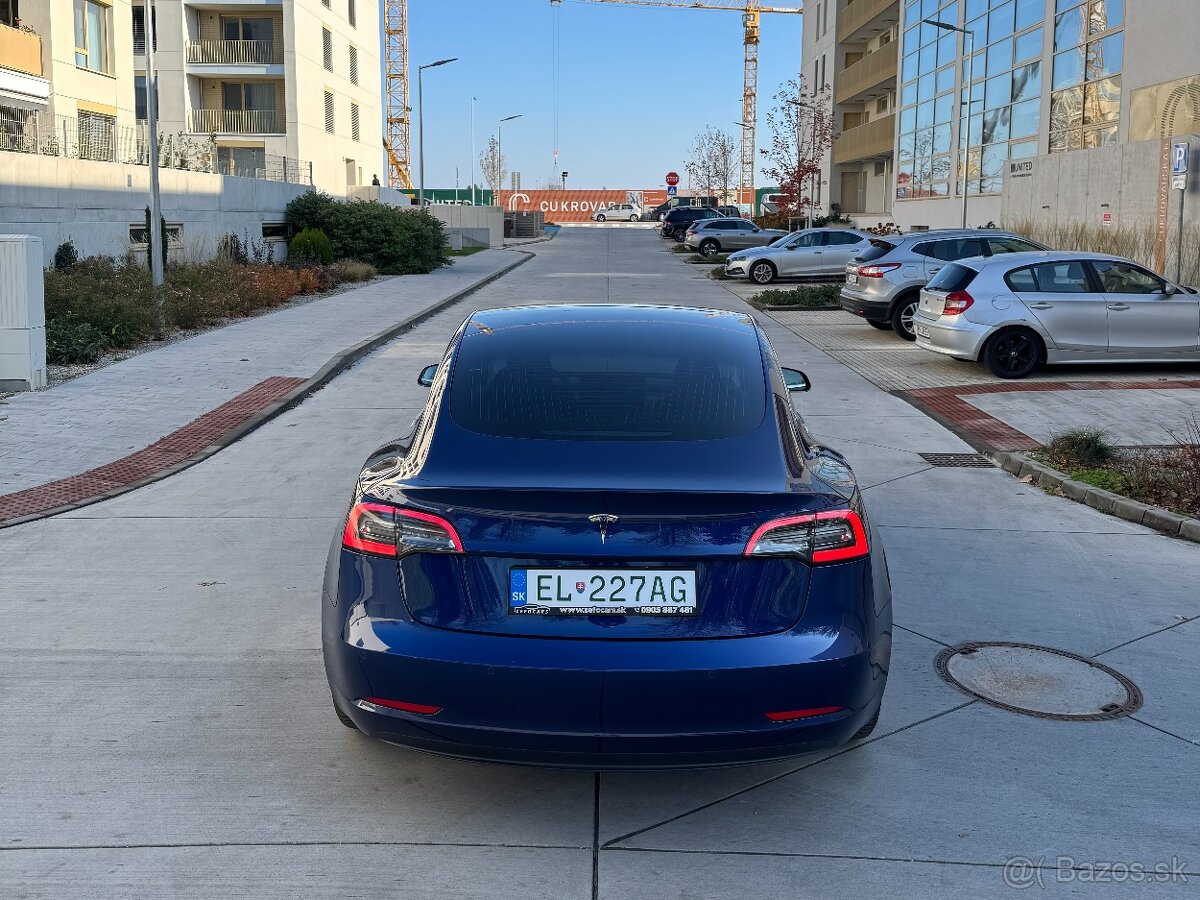 Tesla model 3 na prenájom - 4