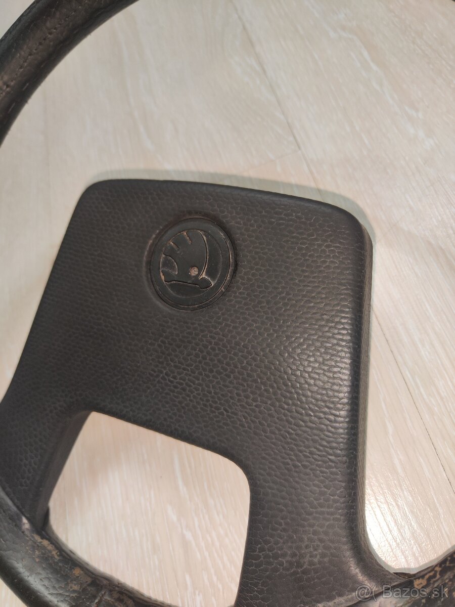 Volant škoda 120 - 4