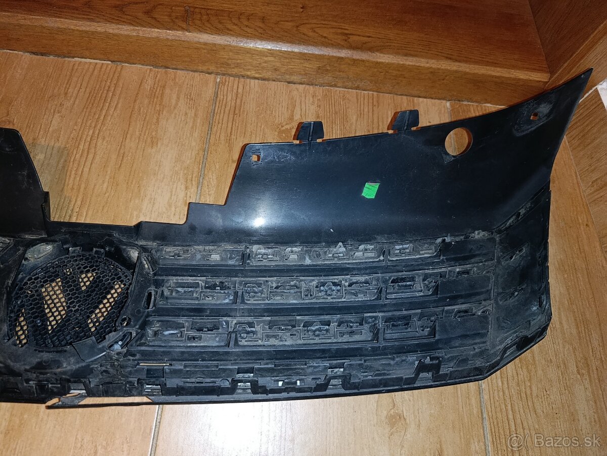 VW PASSAT B7 PREDNÁ MASKA - 4