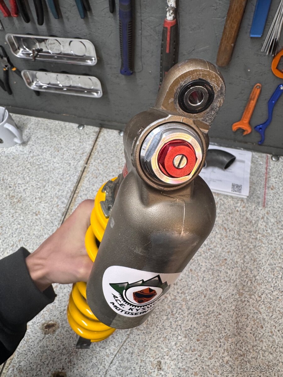 Predám tlmič Showa - 4