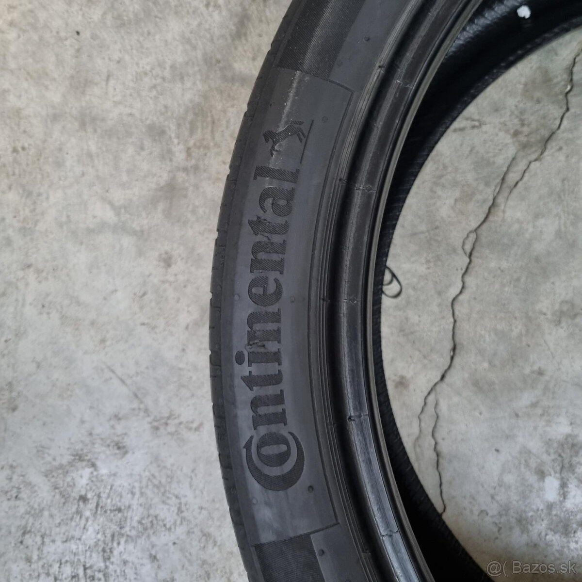 Letné pneumatiky 275/35 R22 CONTINENTAL - 4