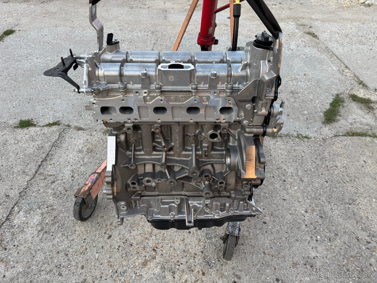 -----FORD TRANSIT 2.0 ECO BLUE CUSTOM TOURNEO NUGGET----- - 4