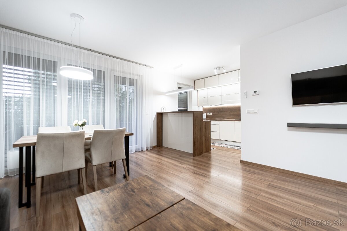 3i byt, ul. Strážovská 10 - NOVÁ TERASA, 79m2, terasa 25m2, - 4