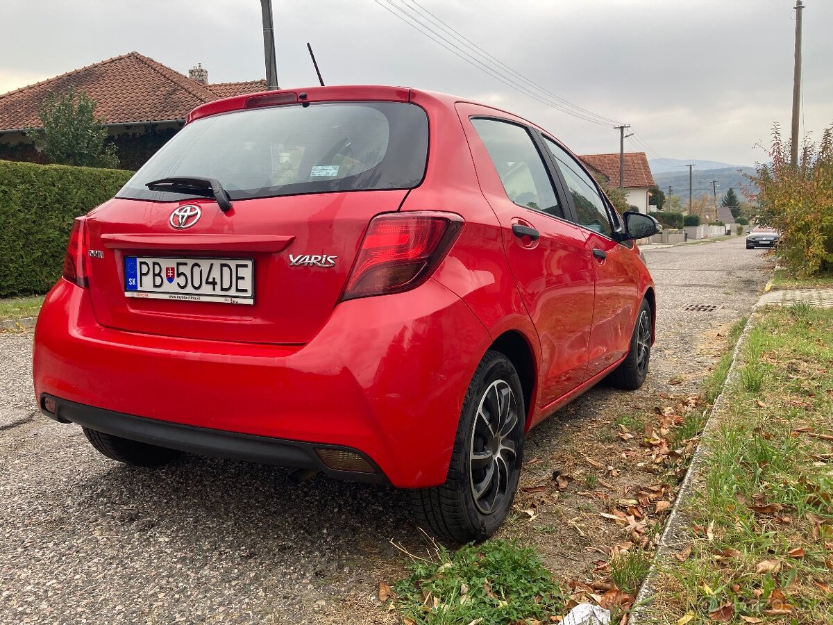 Toyota Yaris - 4
