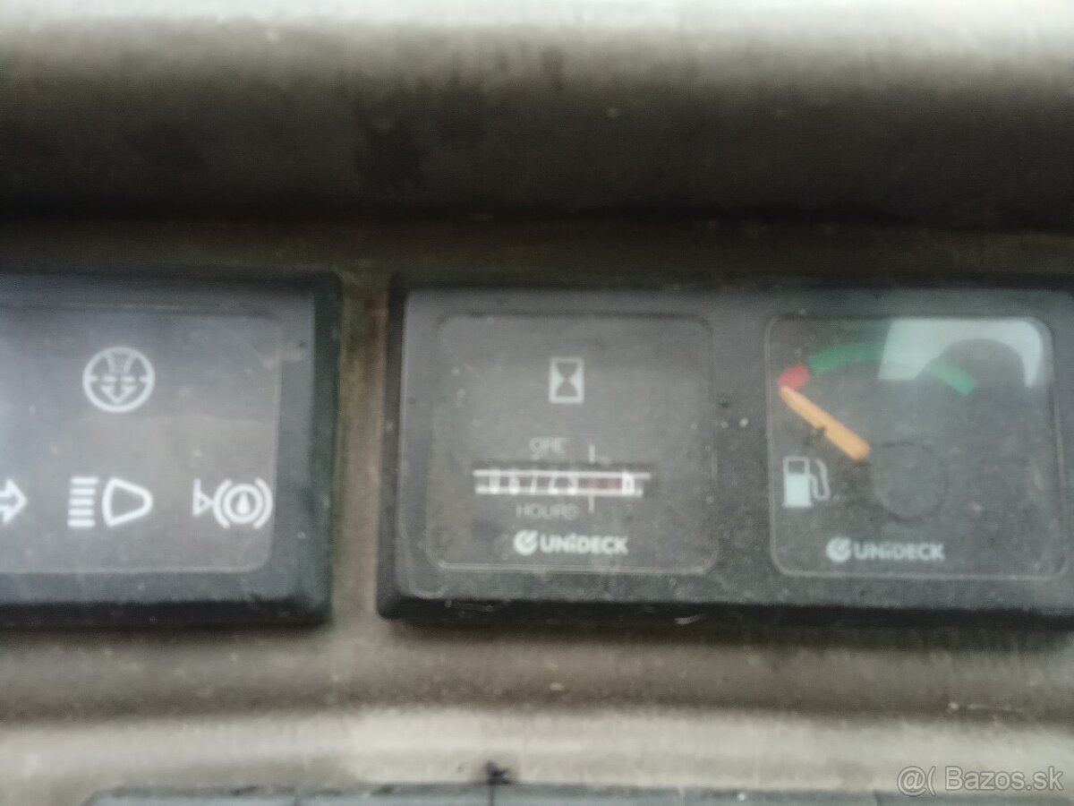 Predám teleskopický manipulátor manitu - 4