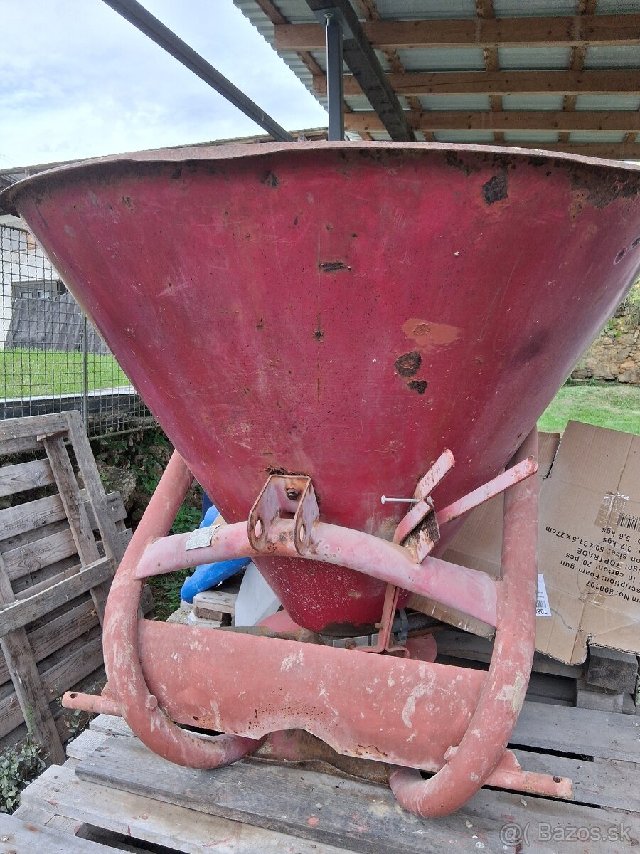 Rozmetadlo umelého hnojiva - 4