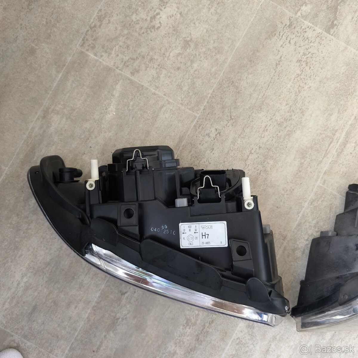 Audi A4 B5 svetla - 4