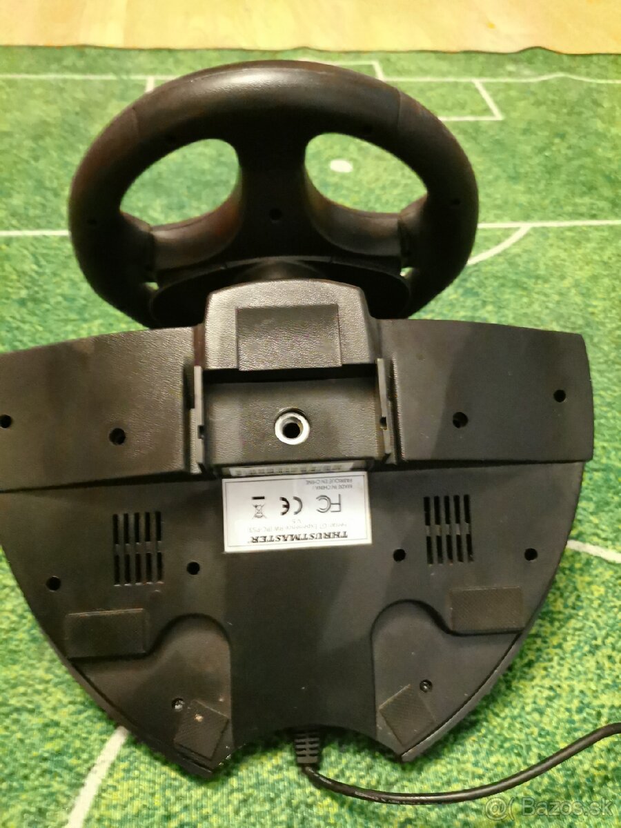 Volant a pedále na PC a PS3 - 4