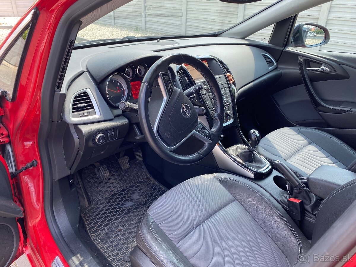 Opel Astra J - 4