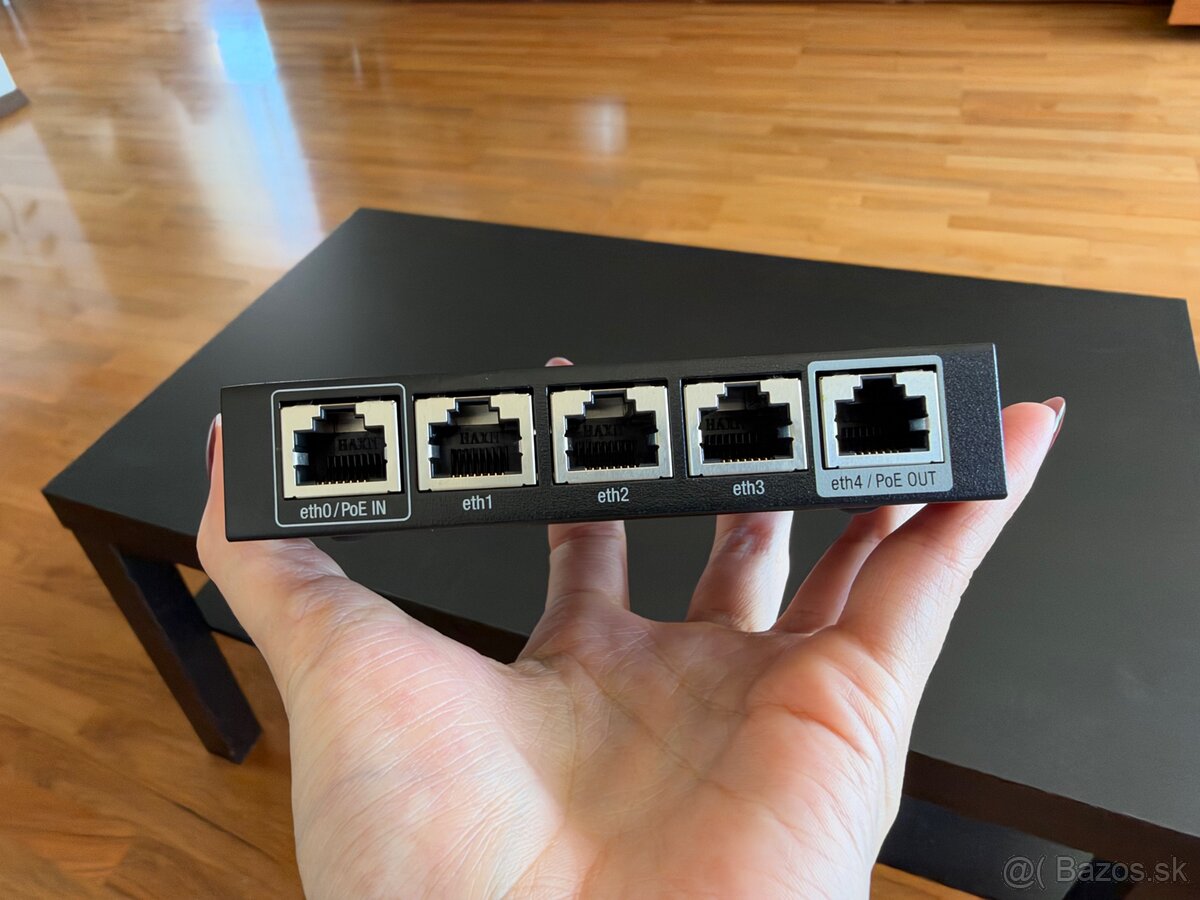 Ubiquiti EdgeRouter X ER-X + napájací adaptér - 4