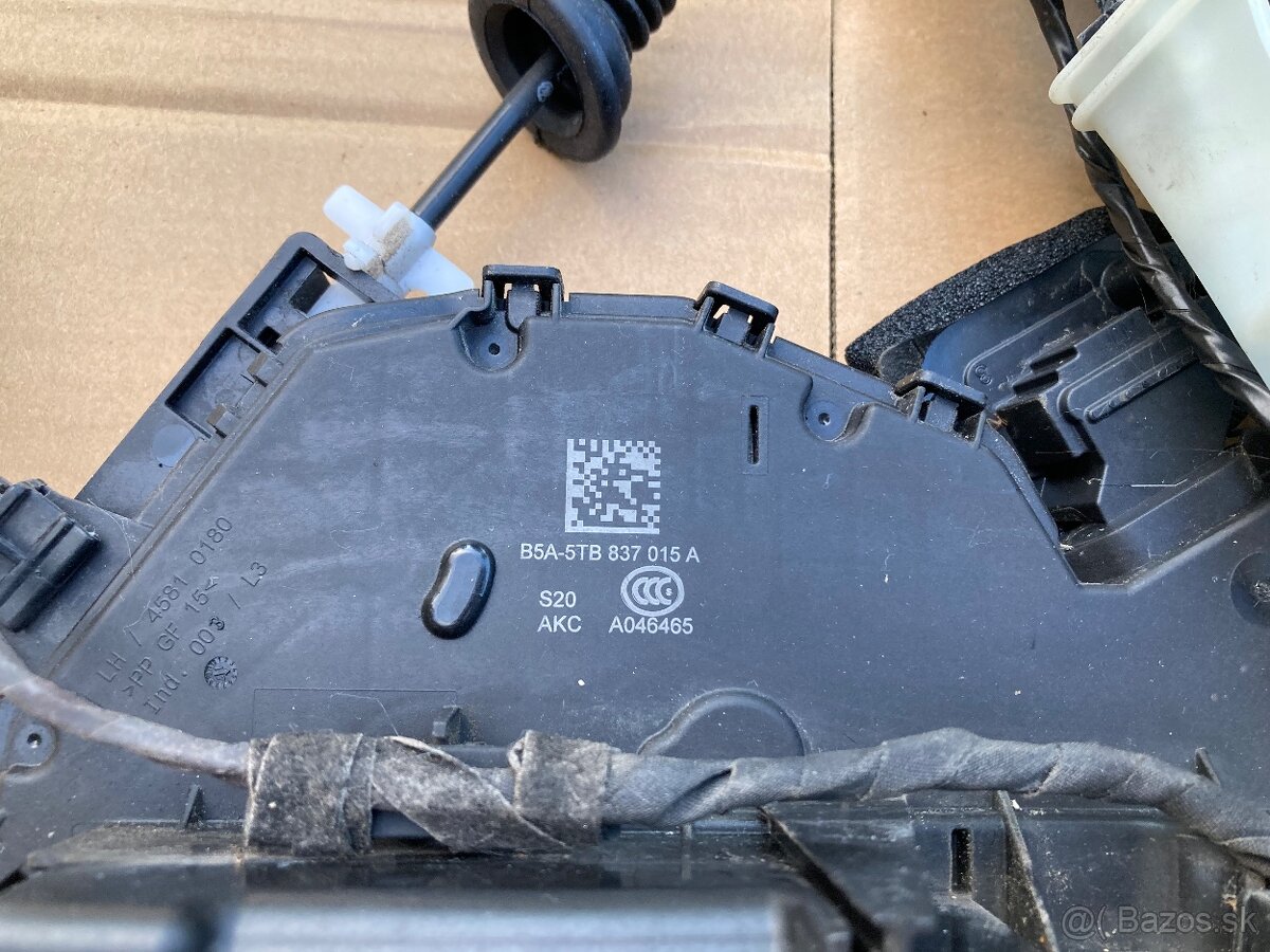 LP a PP zámok dverí na Fabia 3,Octavia 3 - 4