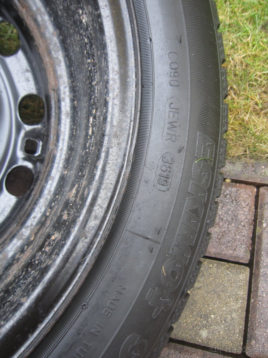 15" pl. disky Fabia2,3 so zim. pneu 185/60R15 84T Sava eski - 4