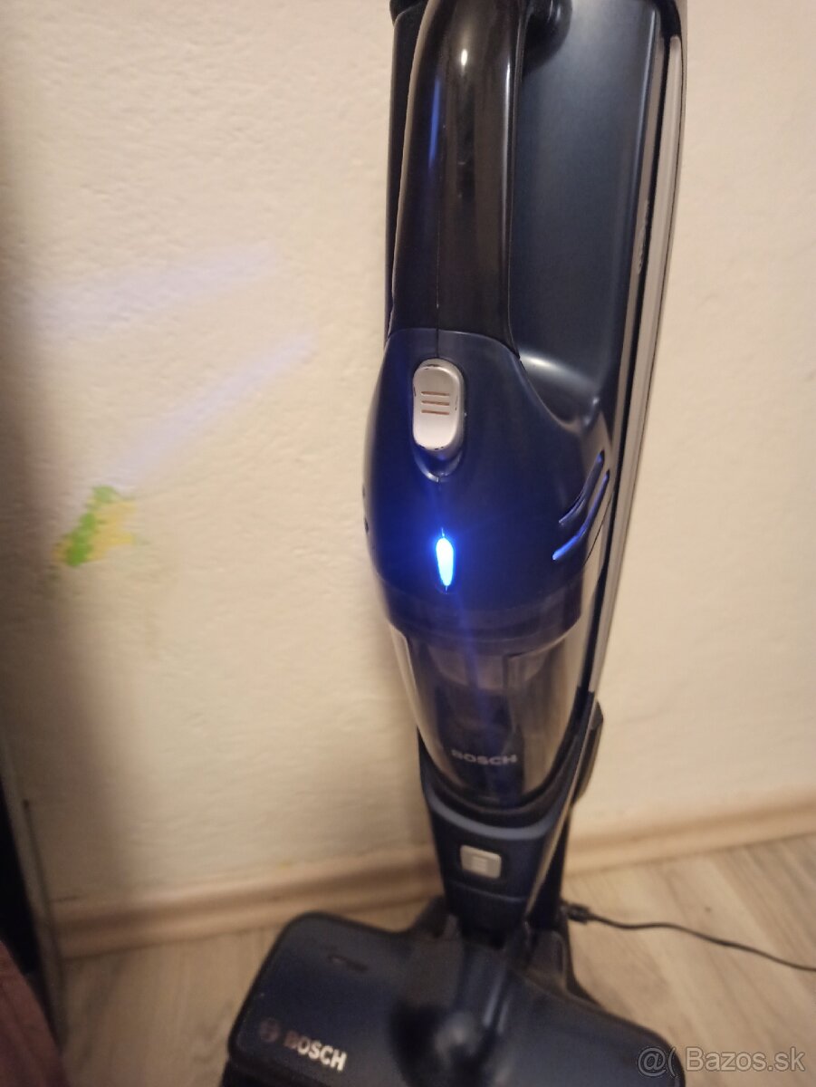 Tyčový vysávač bezdrôtový - 4