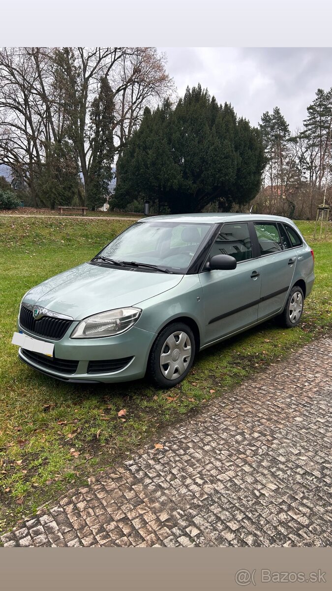 Škoda Fabia r.v.2011 51KW 153000KM - 4