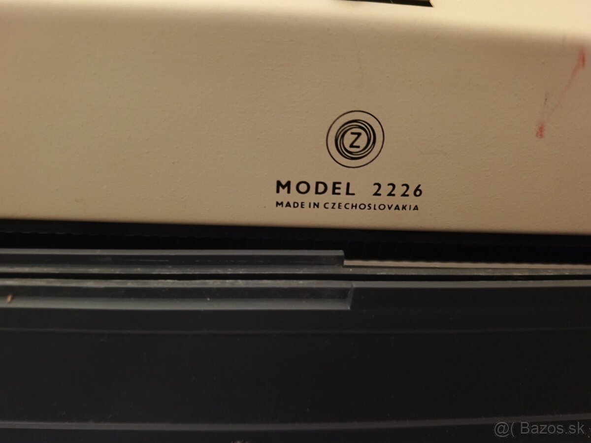 Písací stroj Consul 2226 - 4