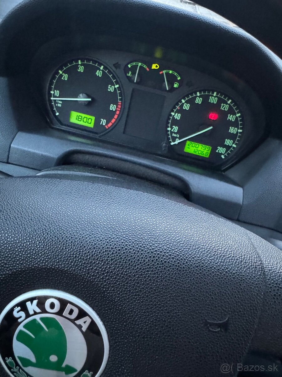 Škoda Fabia. 1,2HTP benzín - 4
