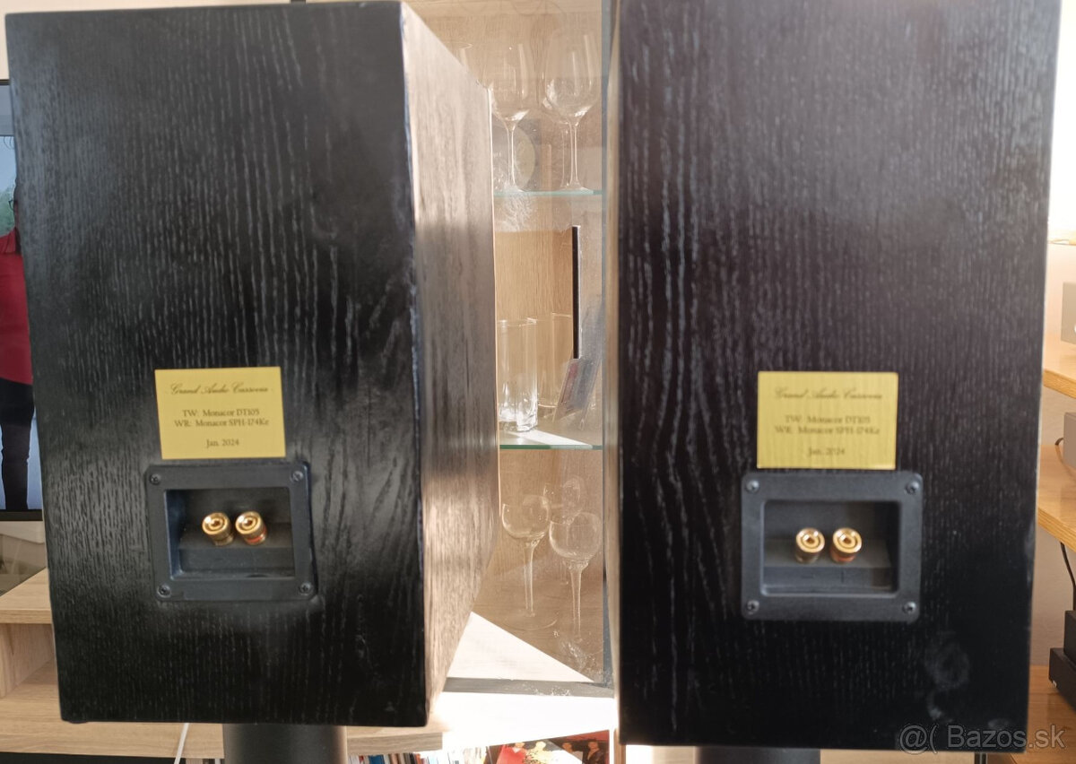 -- Predám regálovky Monacor -- - 4