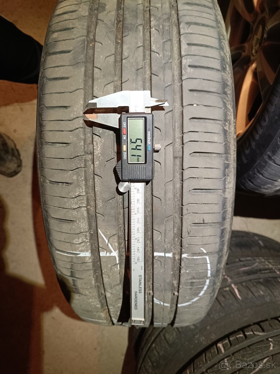 205/55R16 - 4