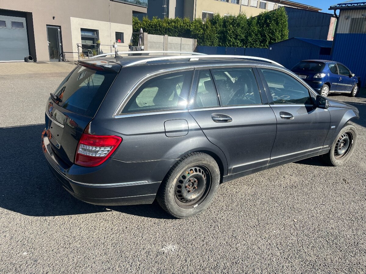 Mercedes Benz C-class W204 - 4