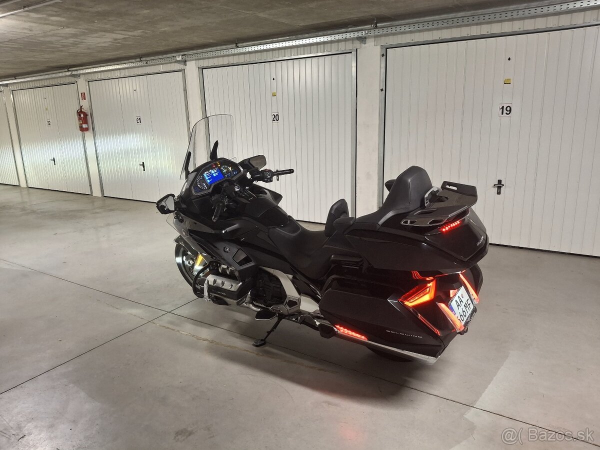 Predám Honda Goldwing 1800 DCT Tour - 4