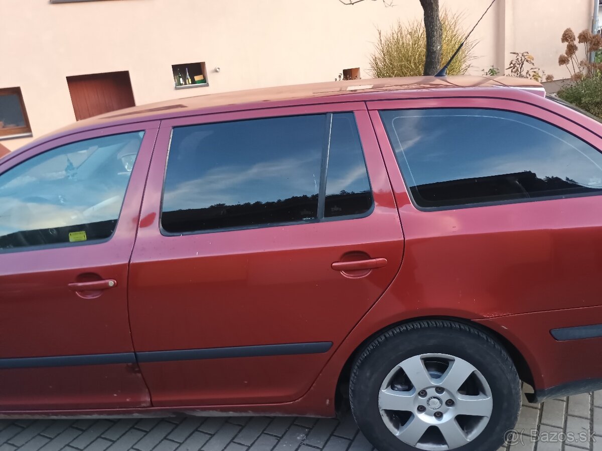 predám škoda Octavia 2 combi - 4