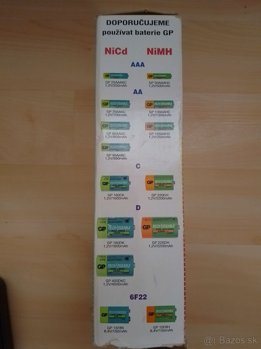 Nabíjačka batérií s funkciou vybíjania - 4