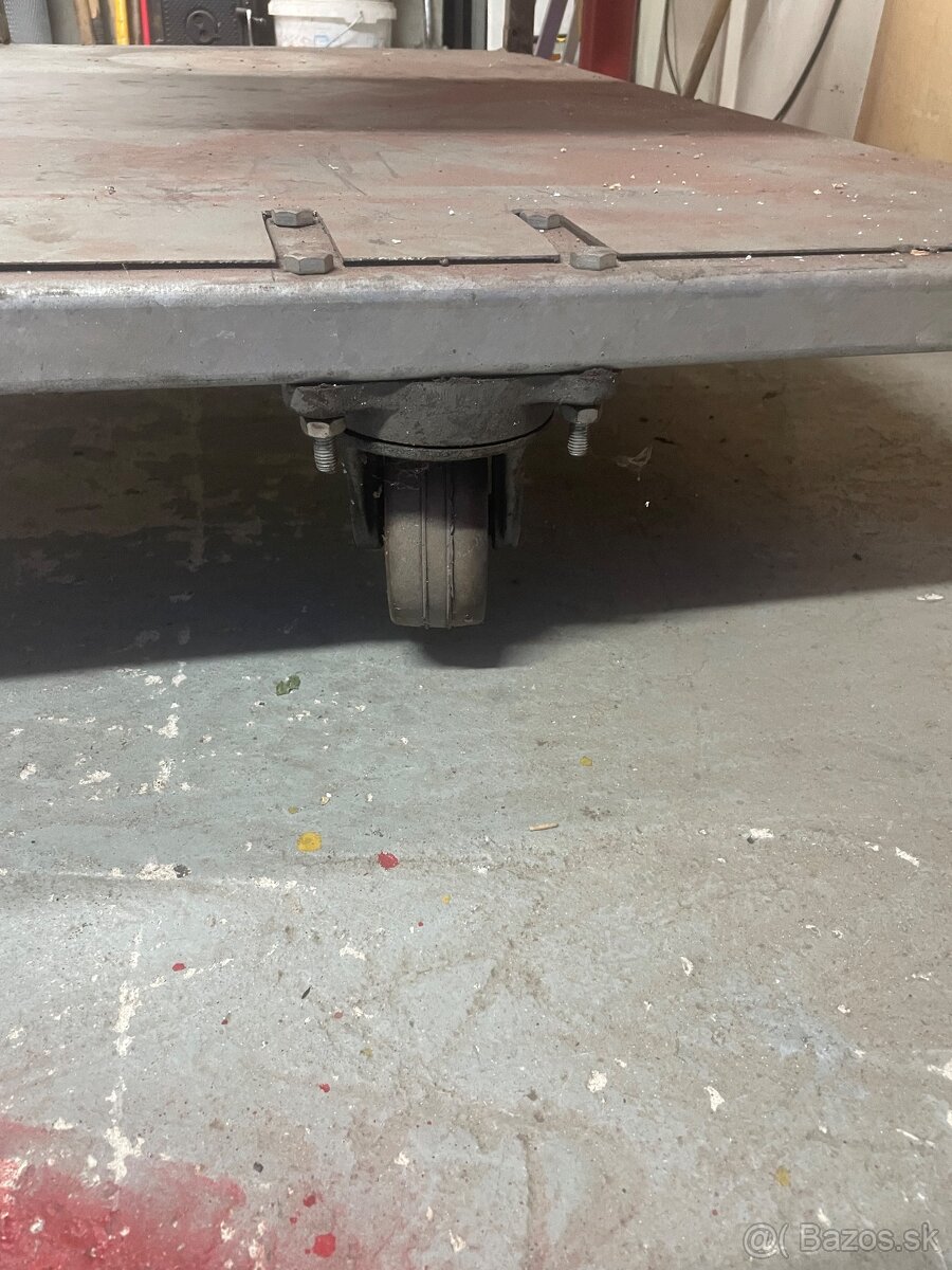 Pracovní stôl do dielňe - 4