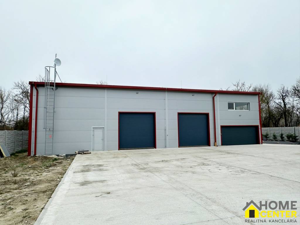 NA PRENÁJOM NOVÝ, KVALITNÝ SKLADOVACÍ PRIESTOR V KOMÁRNE, ČA - 4