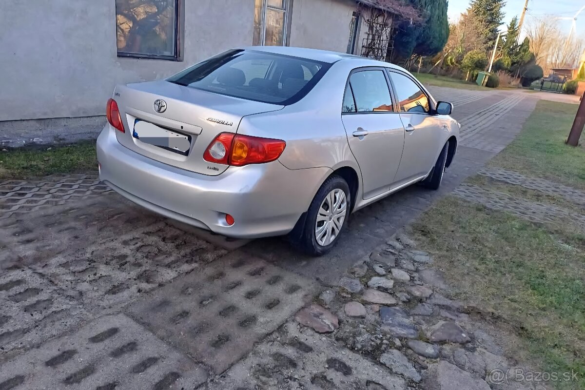 Toyota corolla 1.6i 2008 - 4