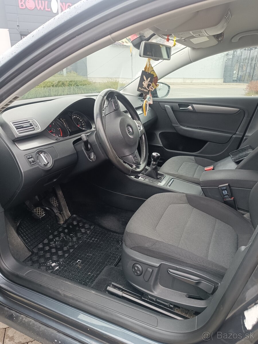 VW Passat 2.0 TDI - 4