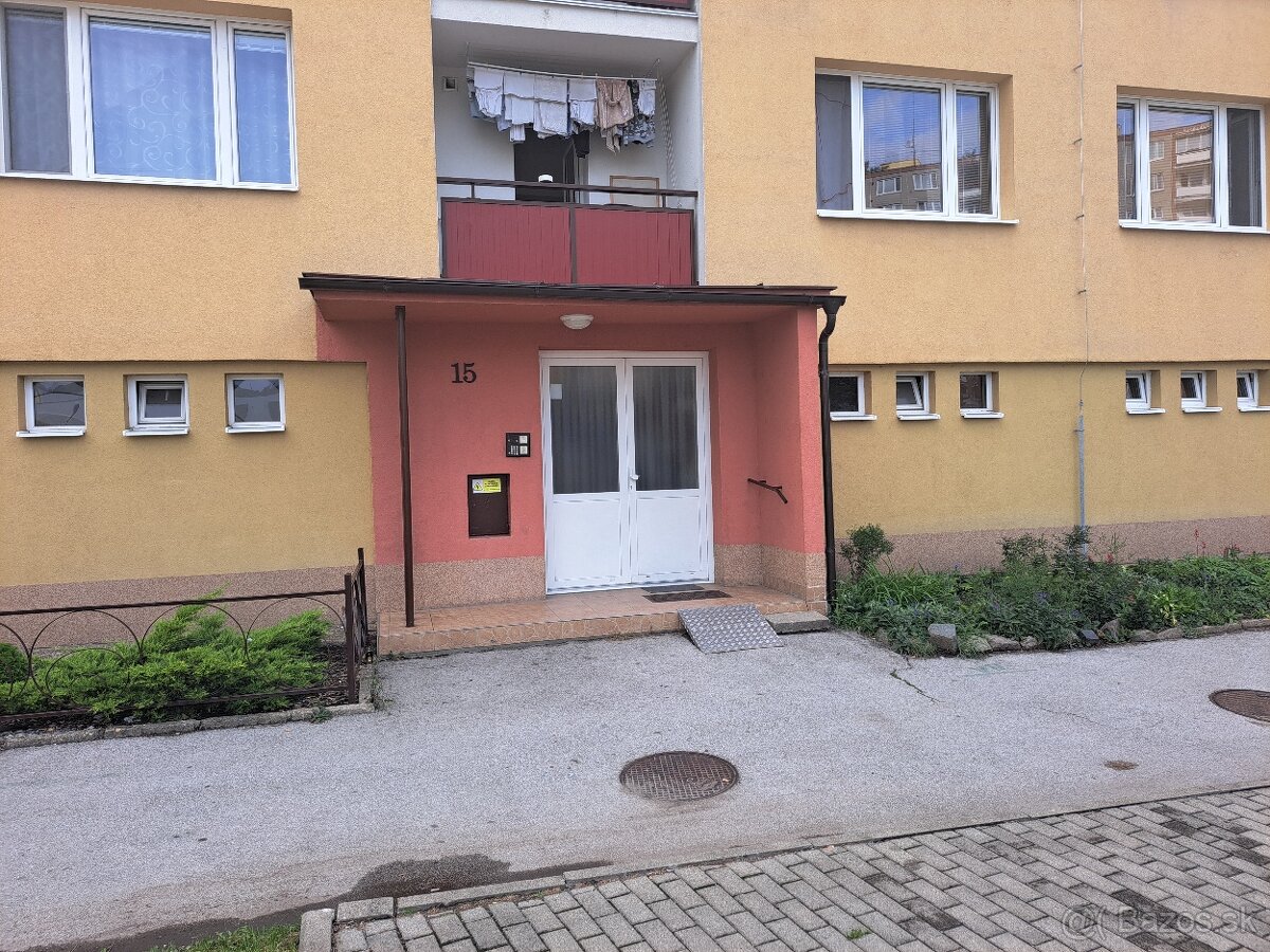 Dám do prenájmu 1i byt v BS - 4