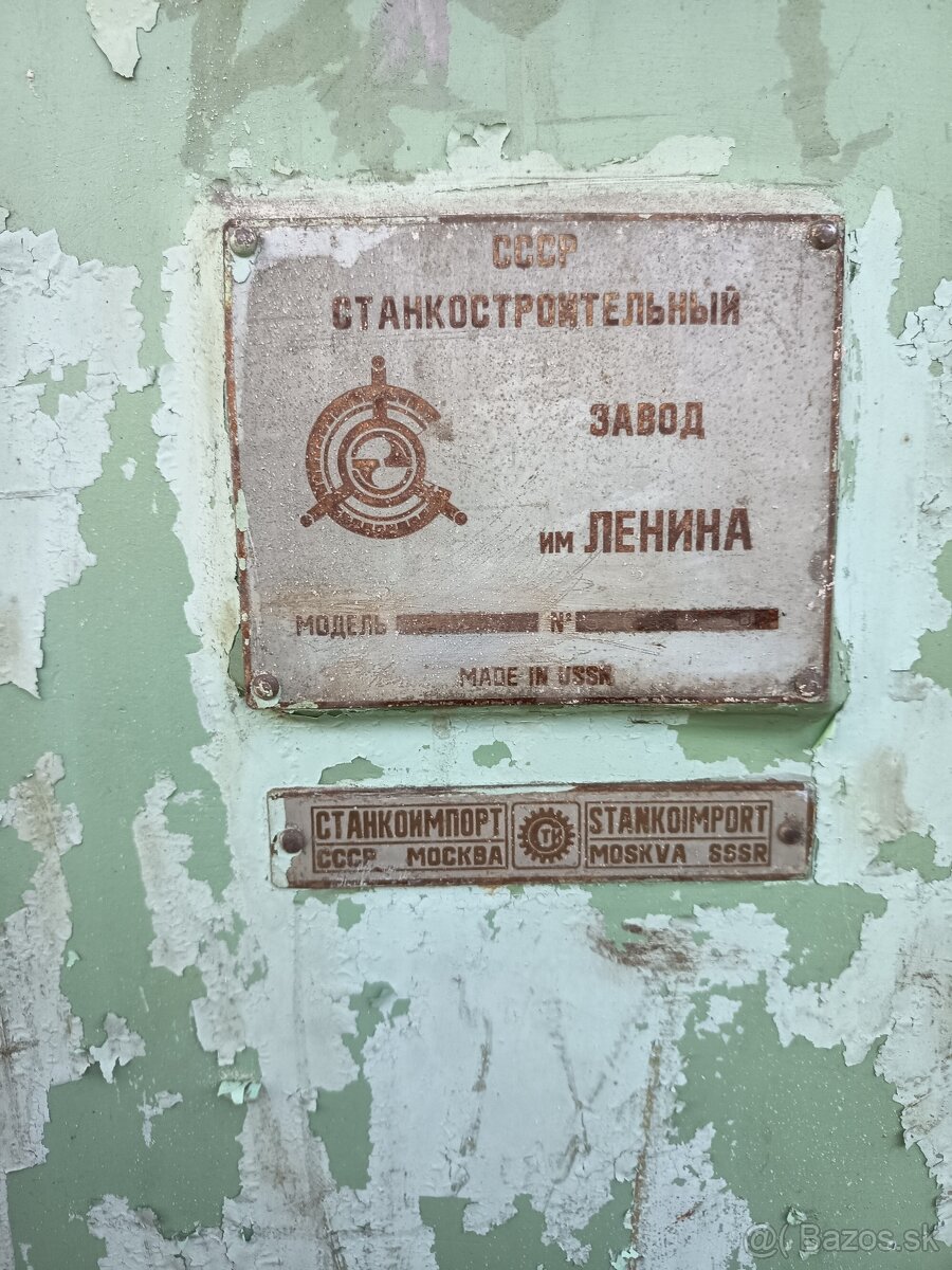 Stojanová vŕtačka - 4