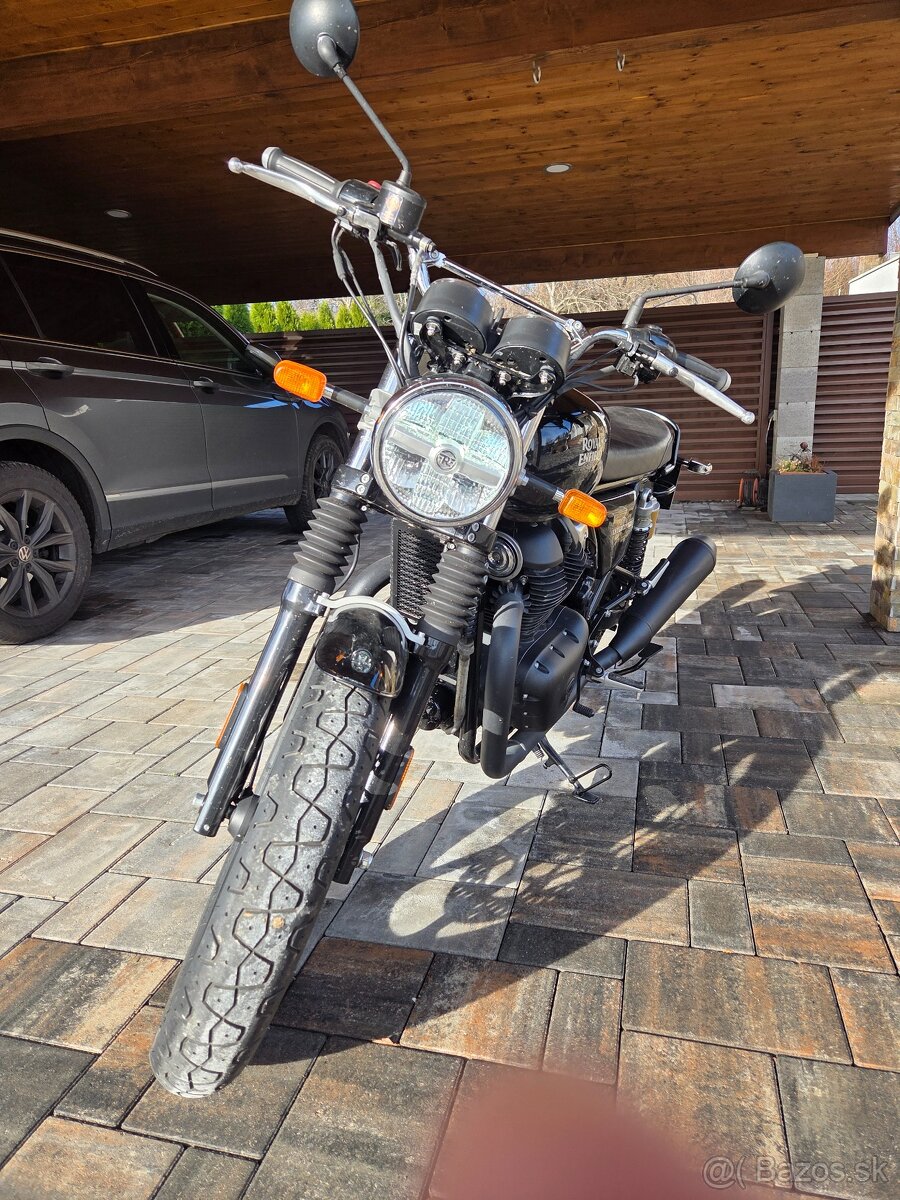 Royal enfield interceptor 650 - 4