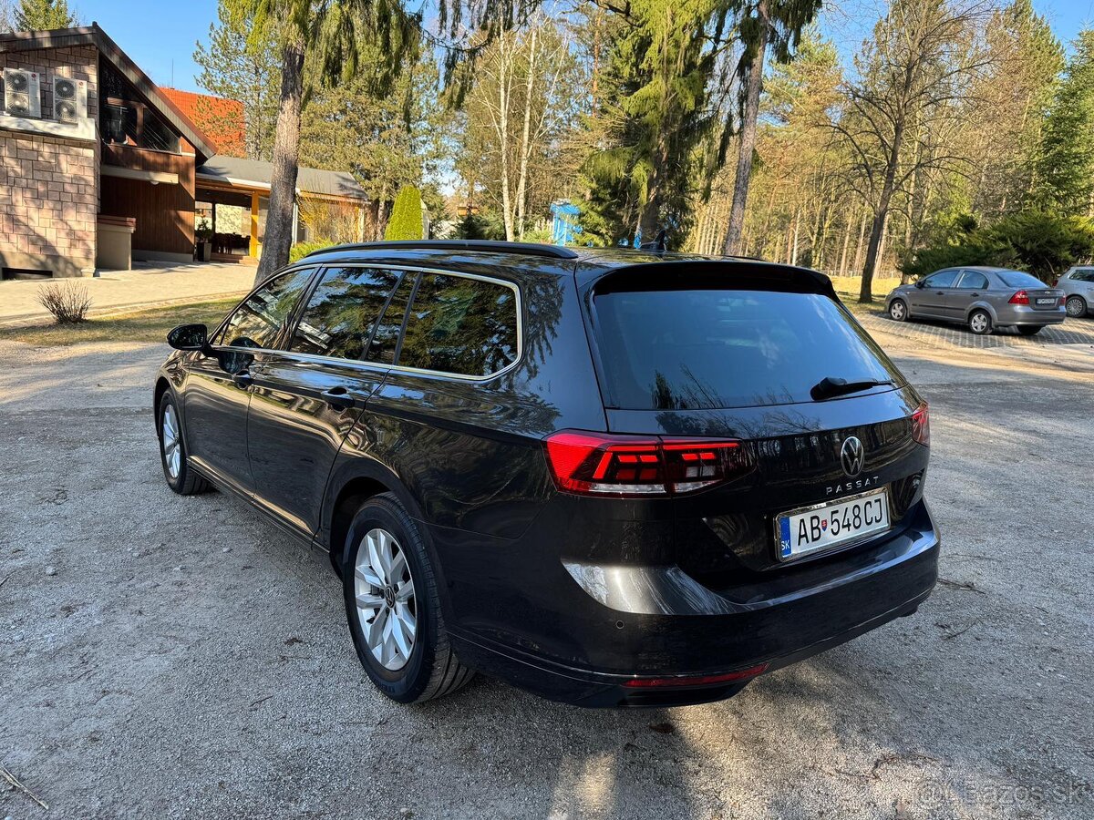 Volkswagen Passat Variant 2.0 TDI EVO Elegance DSG - 4