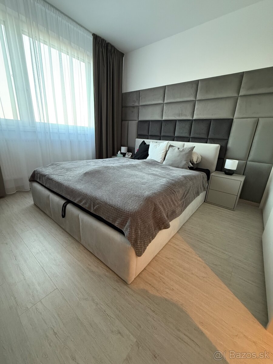 Čalúnená posteľ s úložným priestorom 160x200 - 4