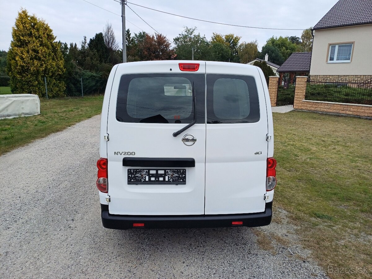 Predám Nissan NV200, 1.5Dci, 66Kw,rok výroby 2013,2 miestne, - 4