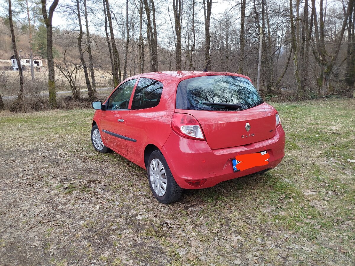 Predám Renault Clio 3 - 4