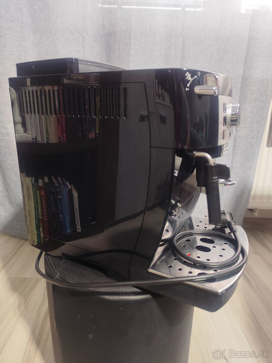 Delonghi Magnifica S - 4