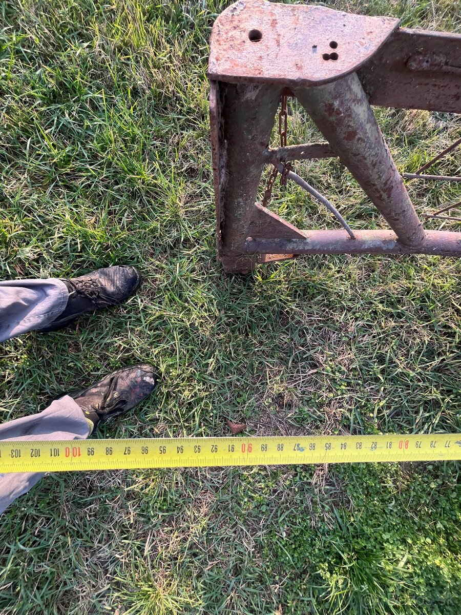 Valec zrovnávaci/ závesna bedna - 4