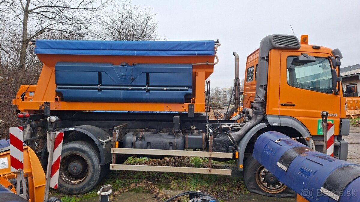 MB ATEGO 1828 AK 4X4 - 4