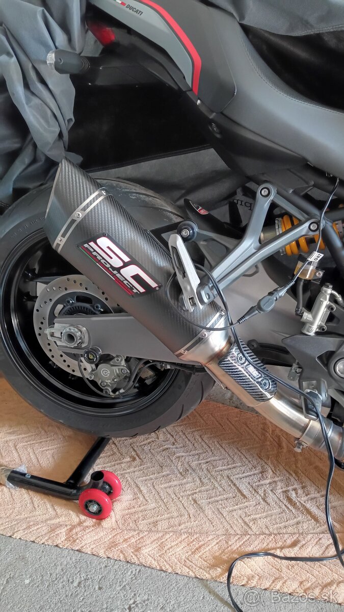 Ducati monster 821- 4000km - 4